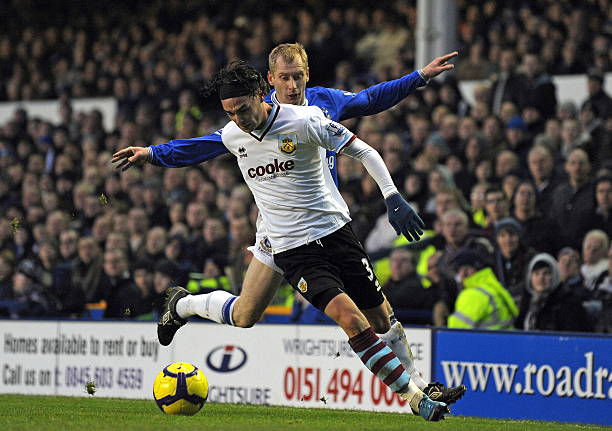 广州队凭借 广州队凭借